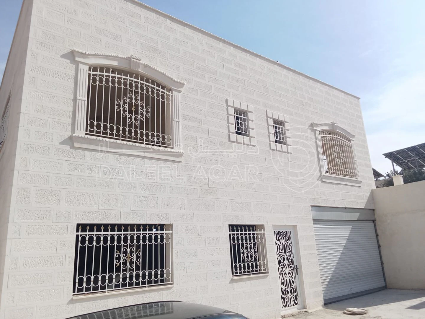 فيلا/منزل في يت مستقل للبيع في الزرقاء – شومر | بناء حجر فاخر  - 130,000 دأ - صورة 1